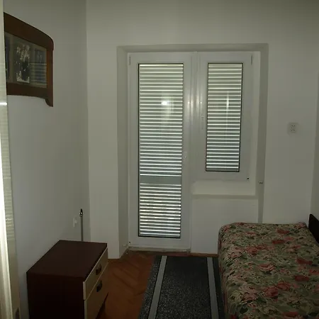 Novi Vinodolski 12322a